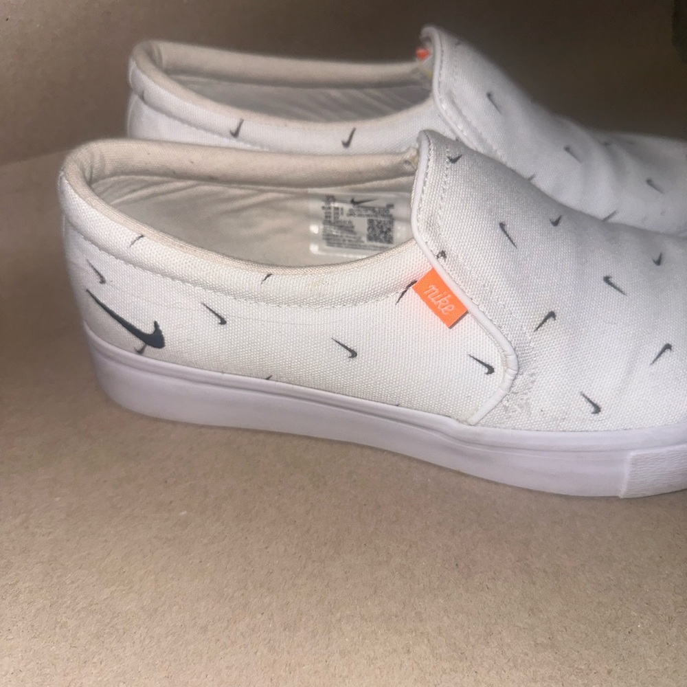 Nike White Slip-On Sneakers - Picture 3 of 5